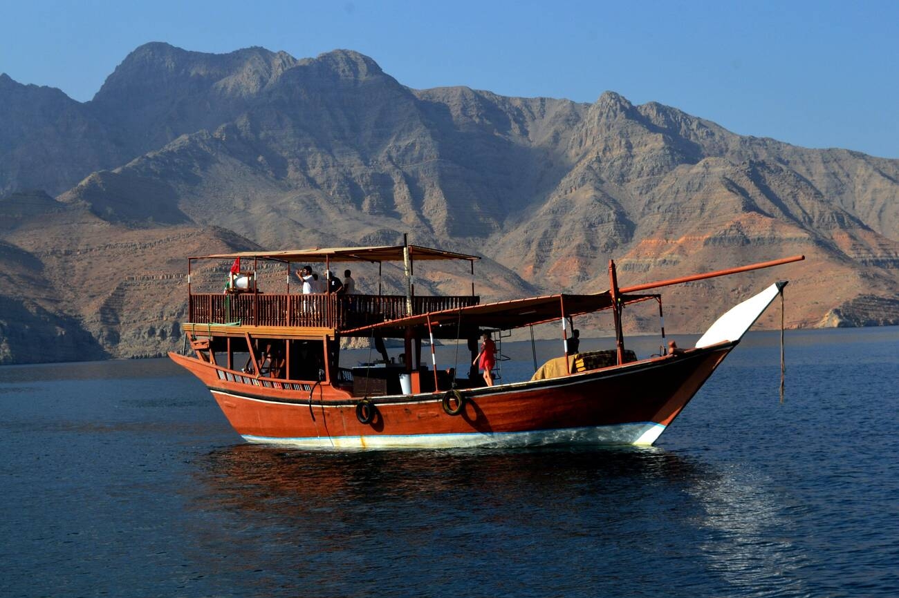 Unveiling the Secrets of Khasab's Nighttime Dhow Cruises