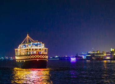 Unveiling the Secrets of Khasab’s Nighttime Dhow Cruises